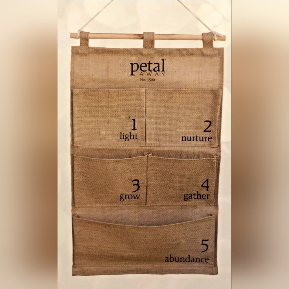 🆕️Petal Away Garden Burlap hanging Organizer 22”x14” Tools plant markers seeds